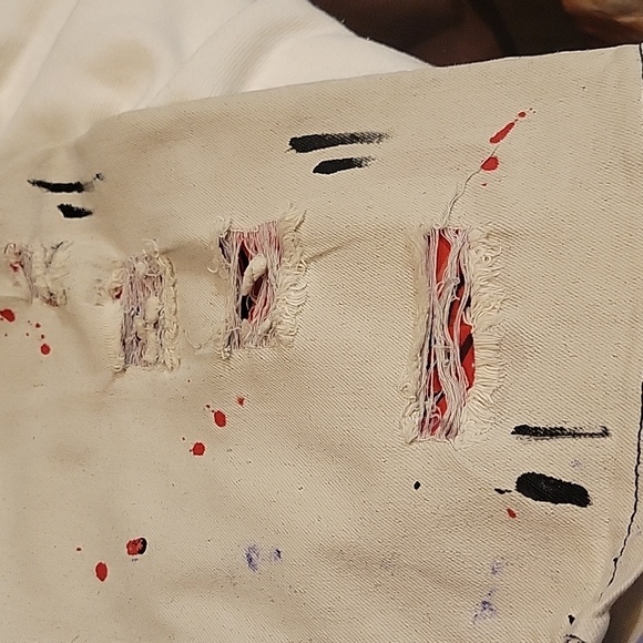 Men's LR Scoop Denim Distressed Shorts With Paint Splatter - Picture 12 of 15